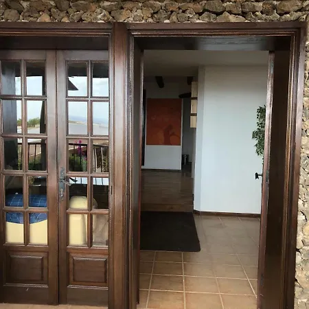 Beautiful 3-bed In Nyaraló Mácher