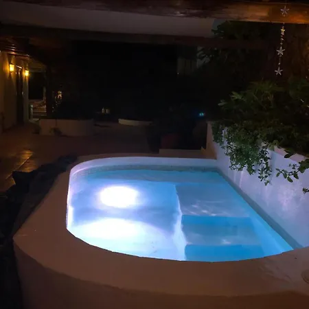 Beautiful 3-bed In Nyaraló Mácher